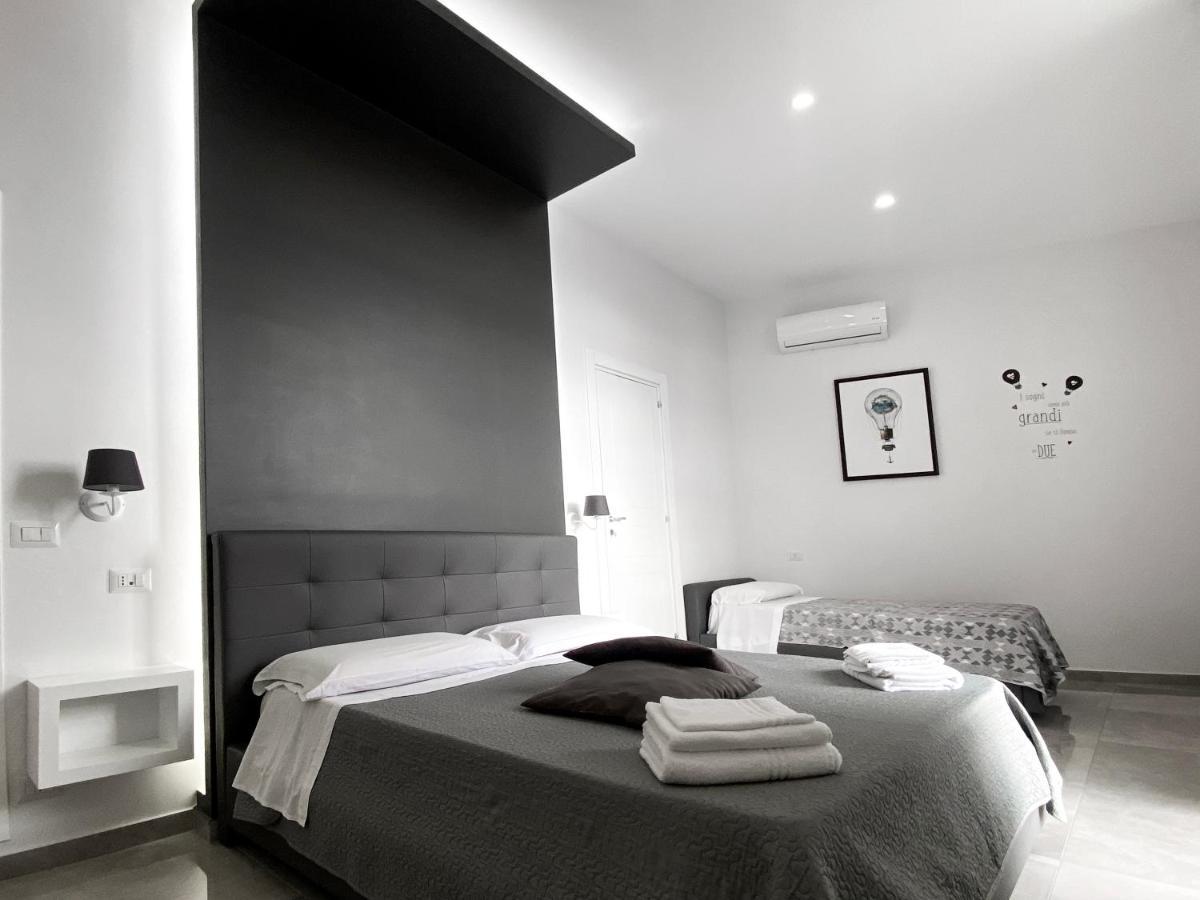 نابولي Aurora Luxury Rooms المظهر الخارجي الصورة