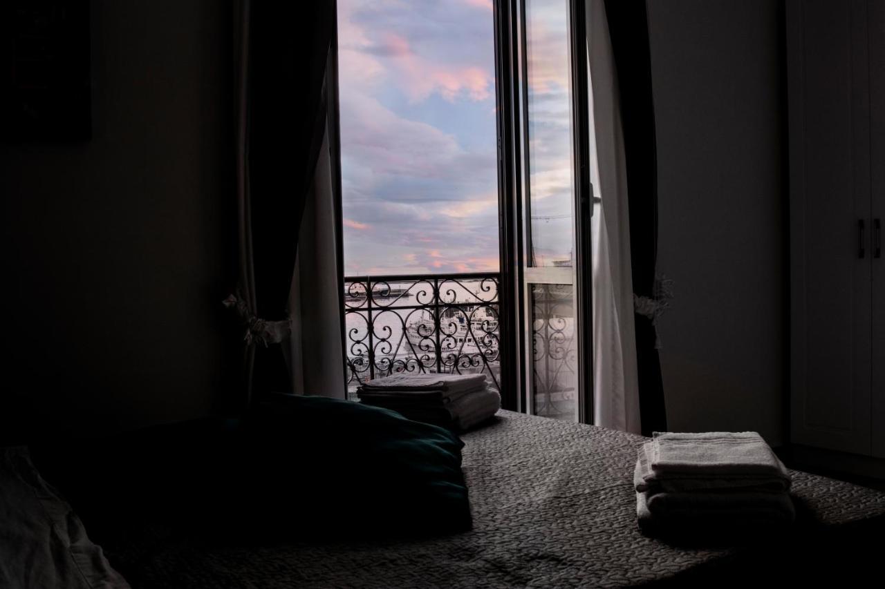 نابولي Aurora Luxury Rooms المظهر الخارجي الصورة