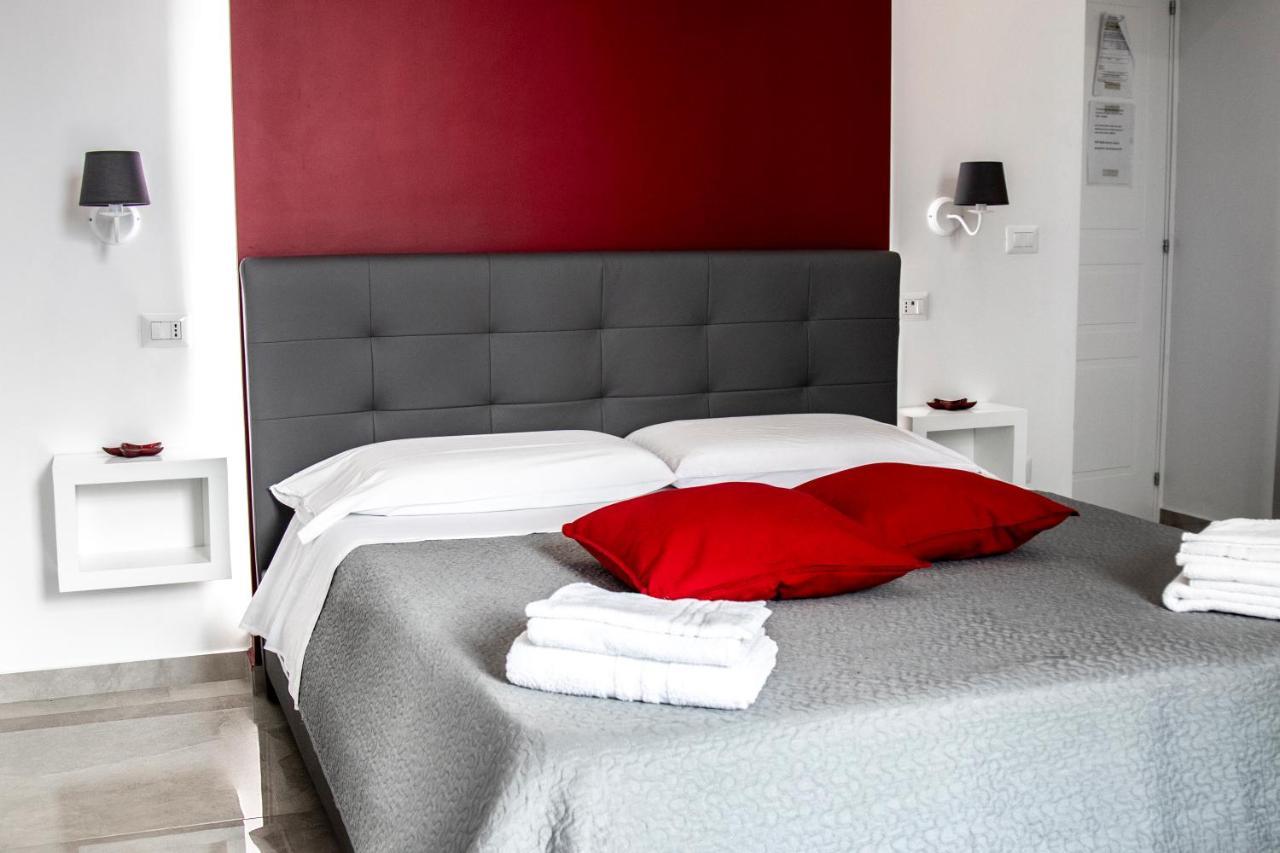 نابولي Aurora Luxury Rooms المظهر الخارجي الصورة